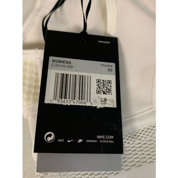 Nike Women’s XS Swoosh Ultrabreathe Sports Bra, White - Picture 6 of 6